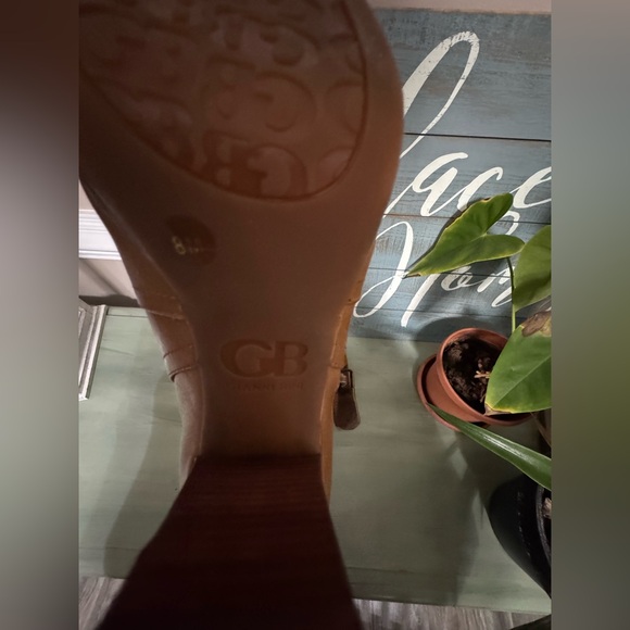 Gianni Bini - Picture 3 of 10